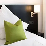 Fz By Wmm Hotel