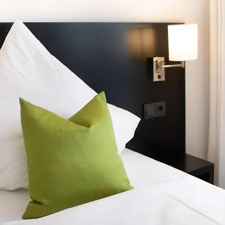 Fz By Wmm Hotel