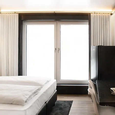 Hotel Fz By Wmm